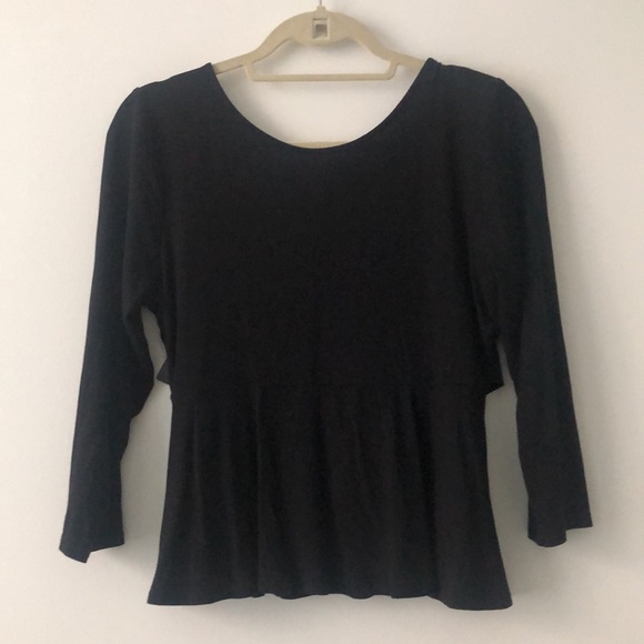 *NWT* SUPER SOFT BLACK OR WHITE SURPLICE PEPLUM TOP - Picture 14 of 14